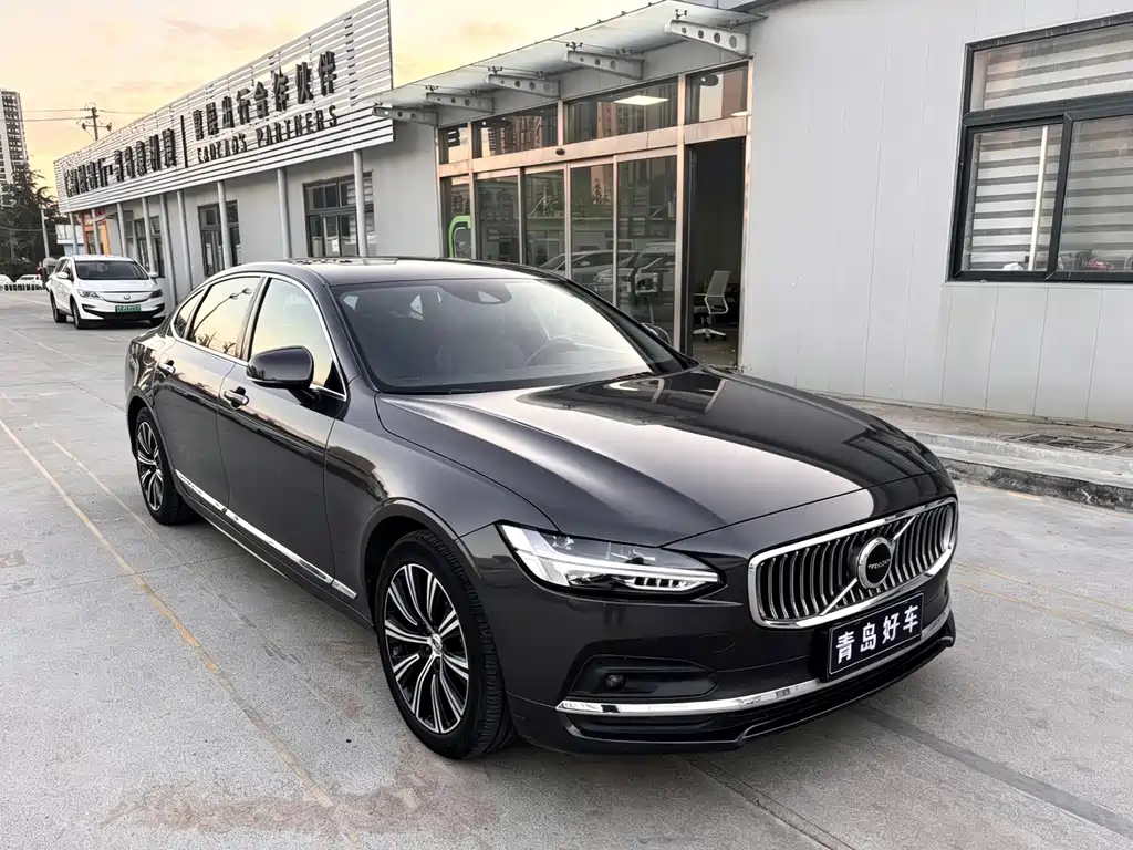 Volvo S90 — фото 3