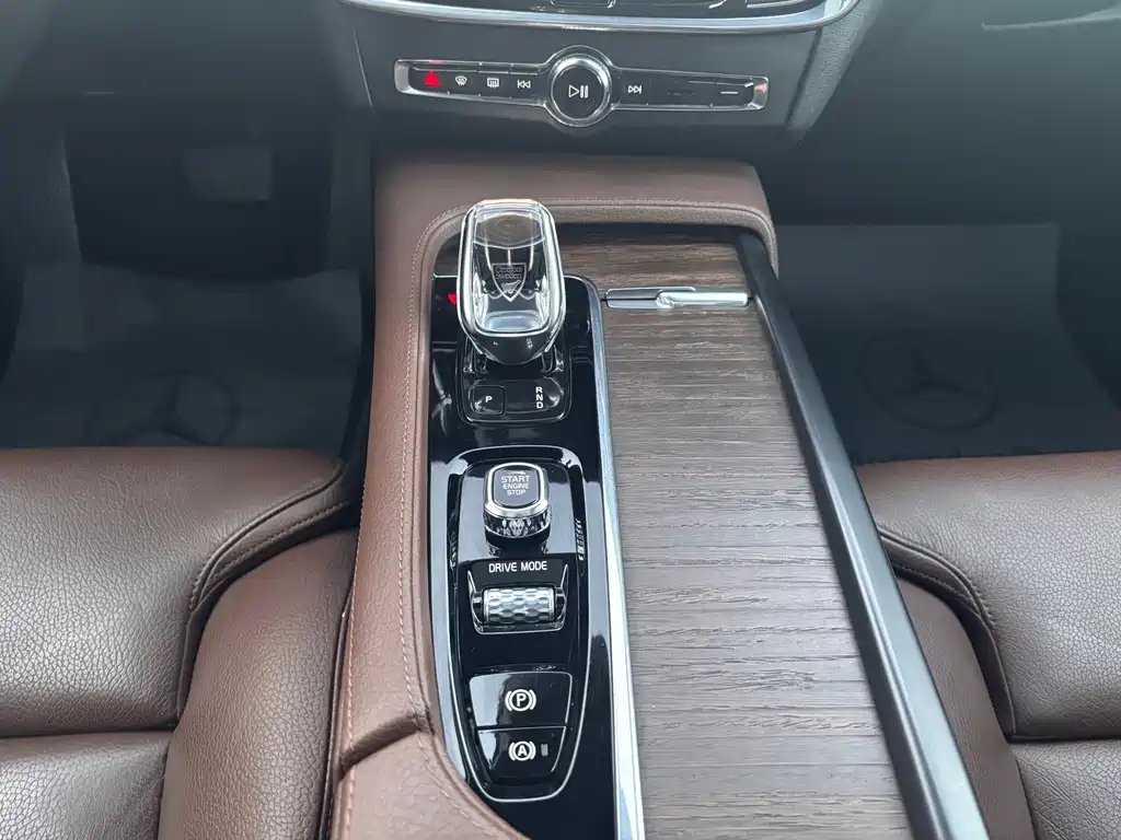 Volvo S90 — фото 7