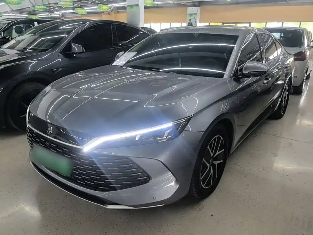 BYD Qin L — фото 2