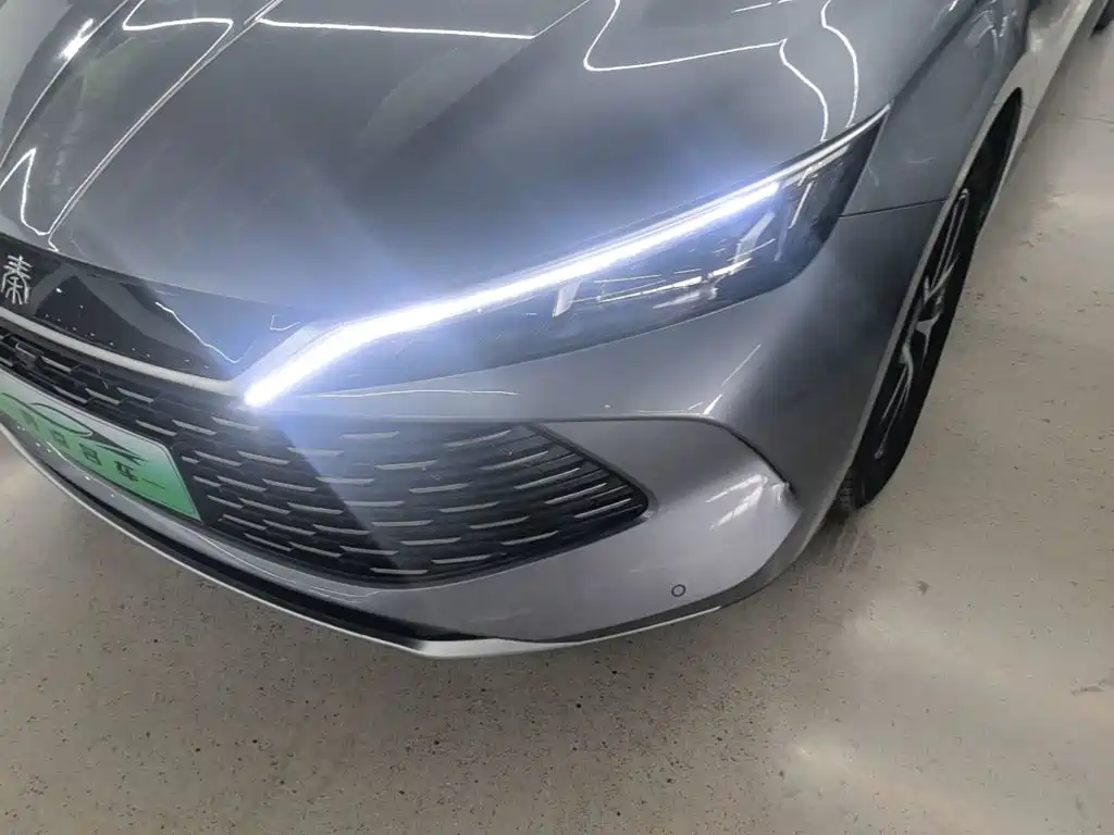 BYD Qin L — фото 24