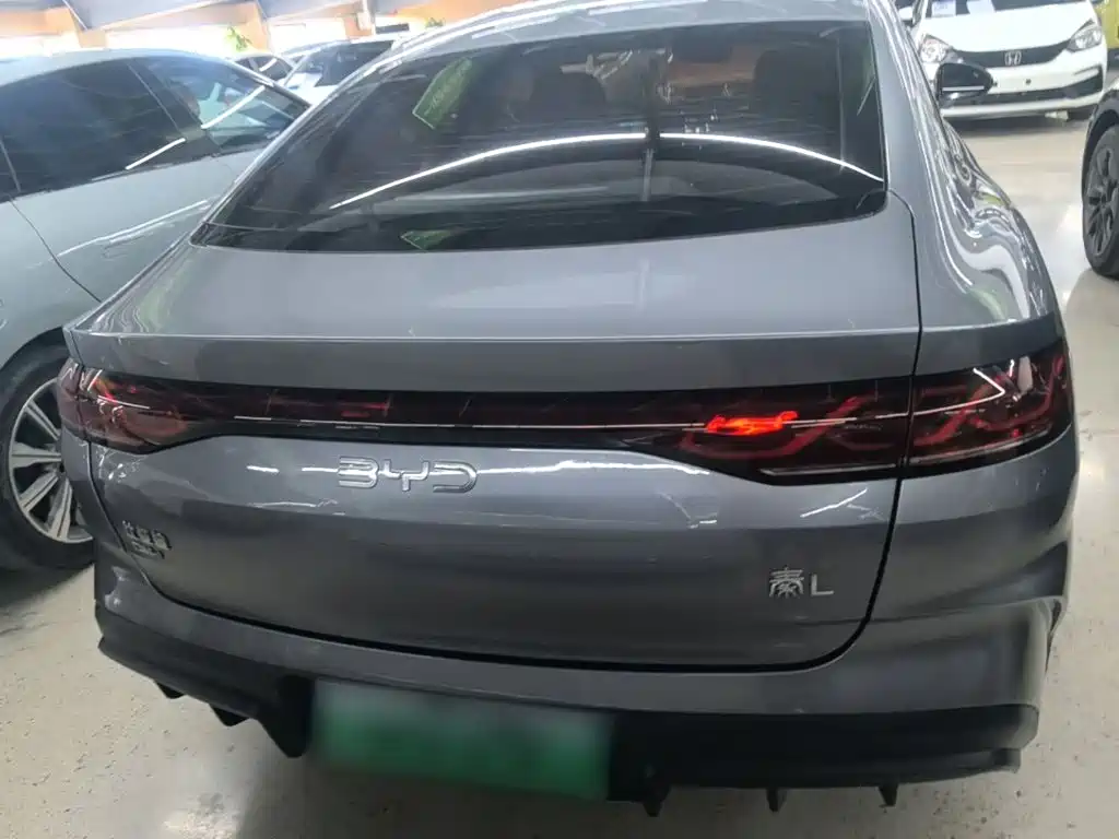 BYD Qin L — фото 6