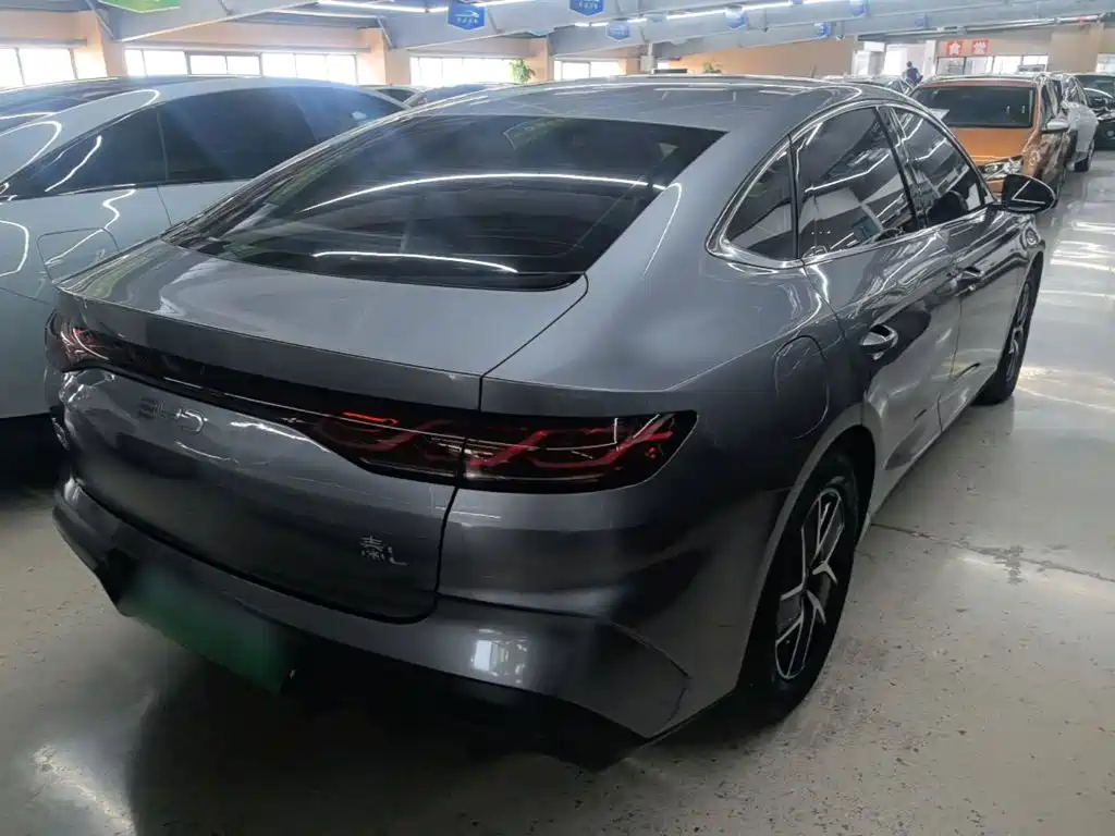 BYD Qin L — фото 7
