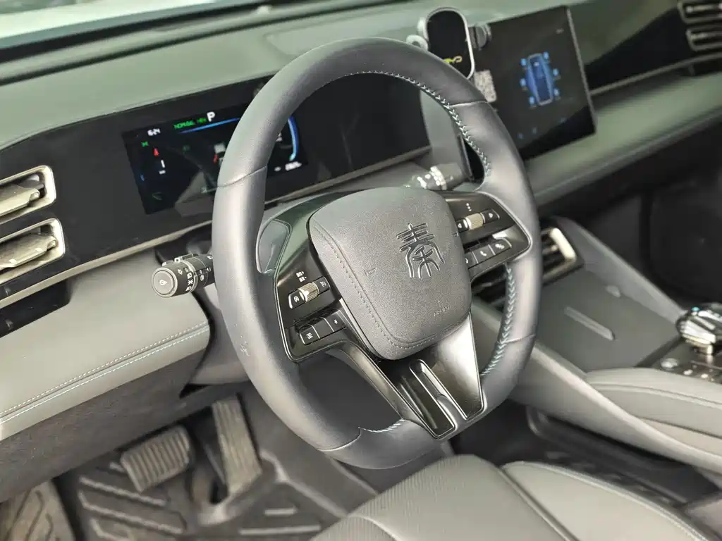 BYD Qin L — фото 4