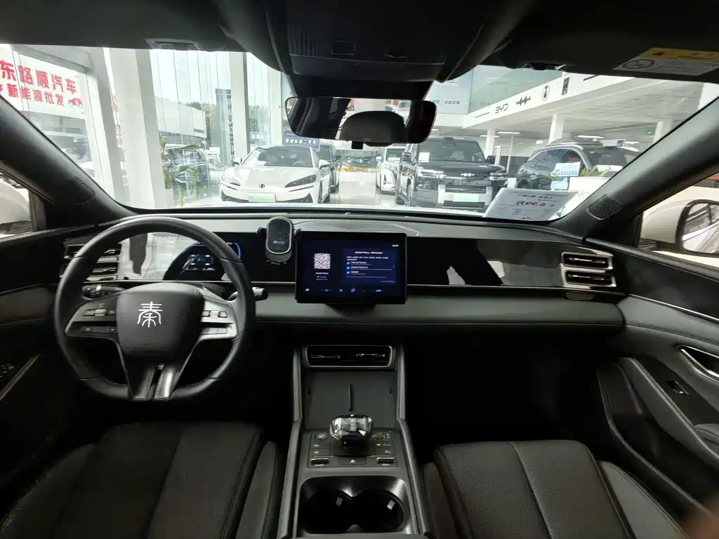 BYD Qin L — фото 6