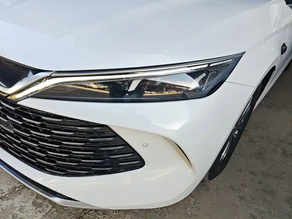 BYD Qin L — фото 24