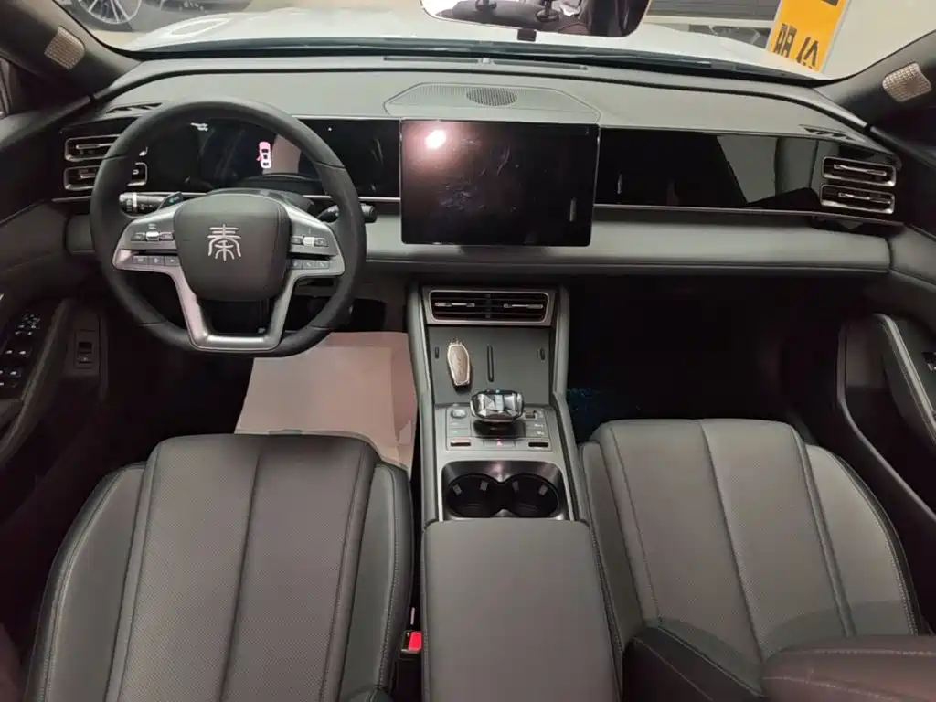 BYD Qin L — фото 10