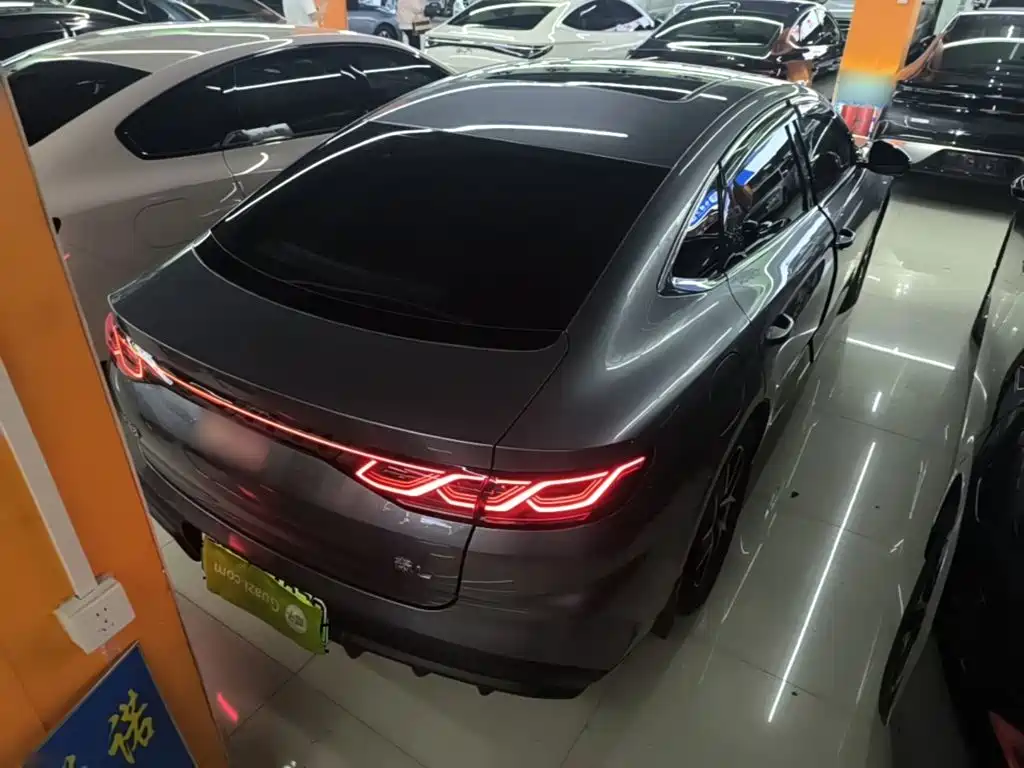 BYD Qin L — фото 7