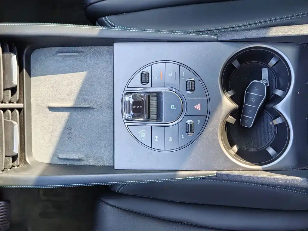 BYD Seal 06 — фото 21