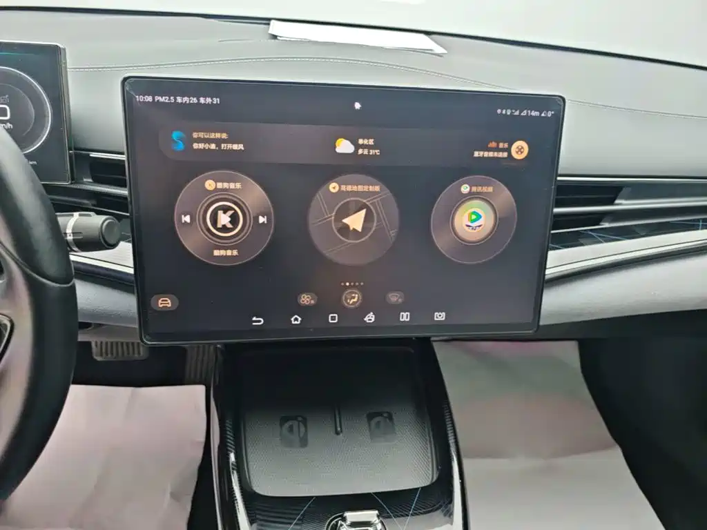 BYD Seal — фото 13