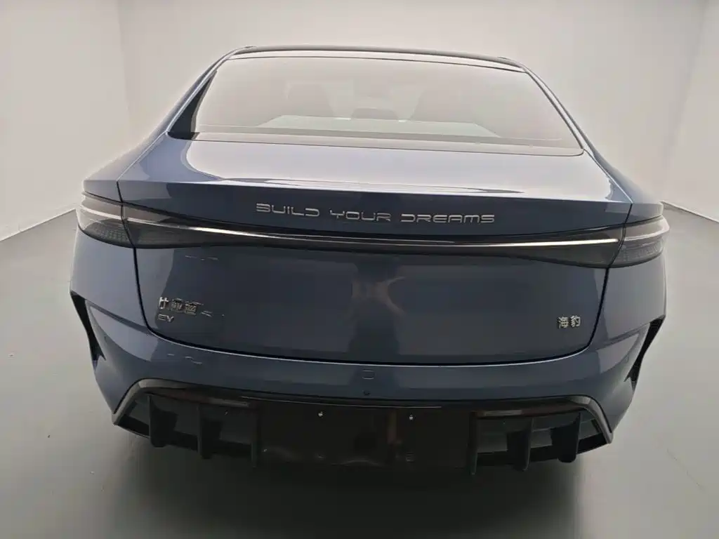 BYD Seal — фото 6
