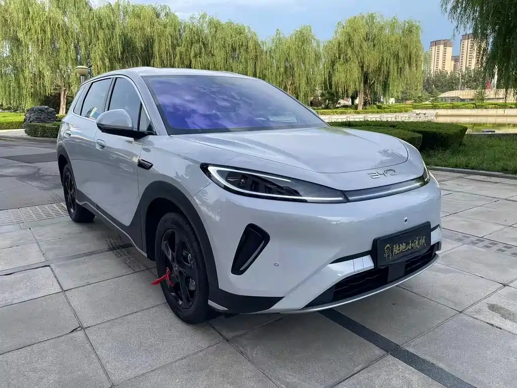 BYD Sealion 05 DM-i — фото 2