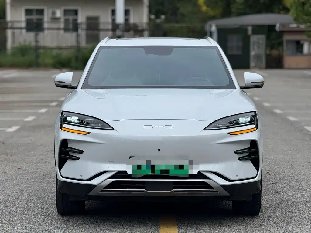BYD PLUS New Energy — фото 2