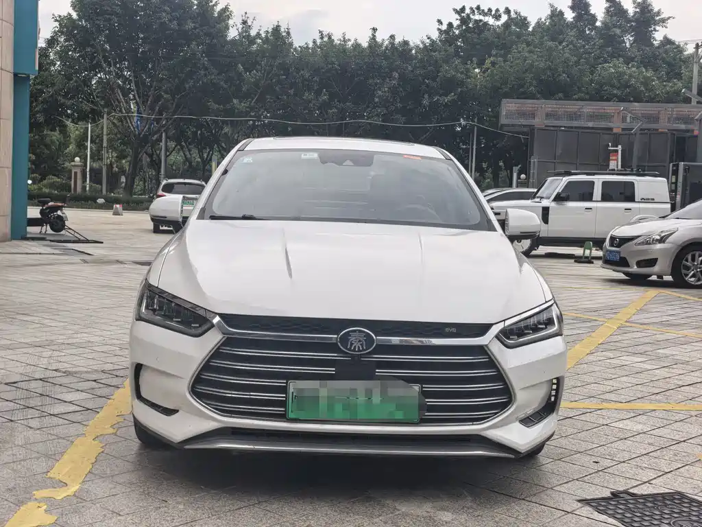 BYD Qin Pro NEV — фото 2