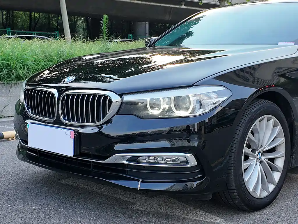 BMW 5 Series — фото 4