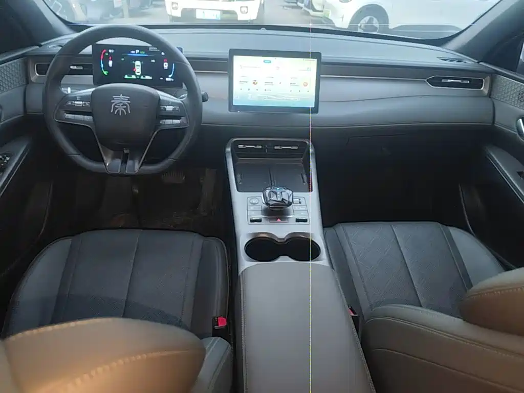 BYD Qin PLUS — фото 10