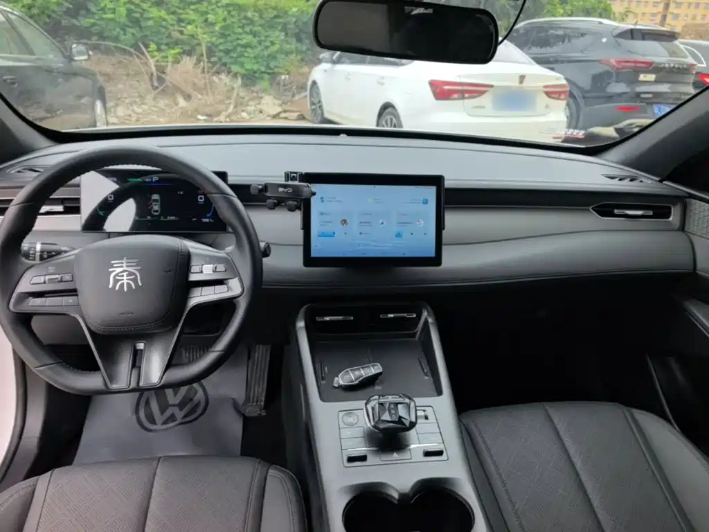 BYD Qin PLUS — фото 10