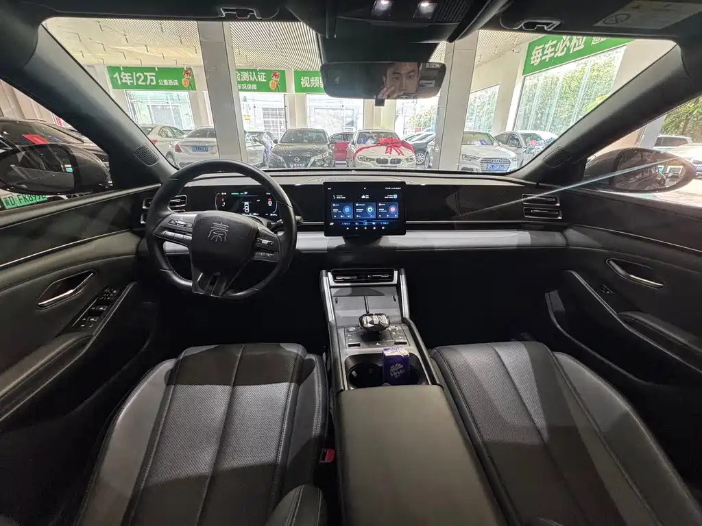 BYD Qin L — фото 9