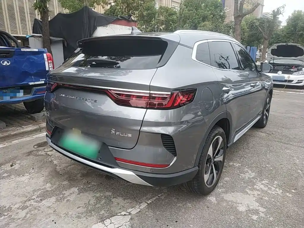 BYD PLUS New Energy — фото 7