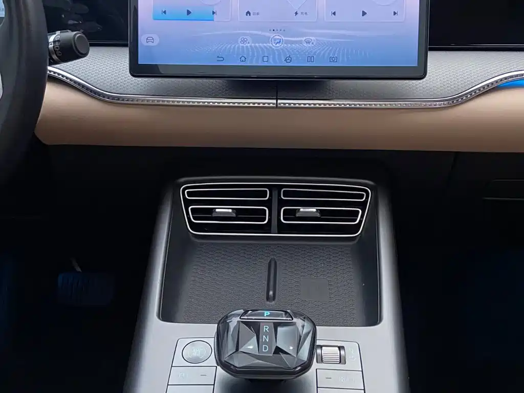 BYD Pro New Energy — фото 11
