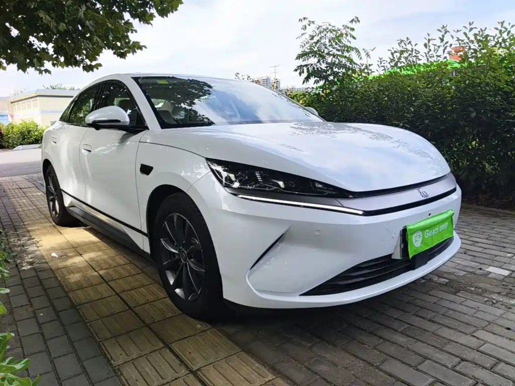 BYD Qin L — фото 4
