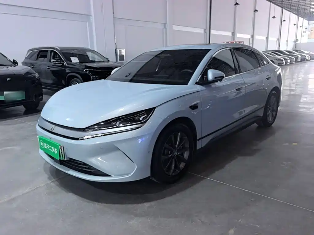 BYD Qin L — фото 2