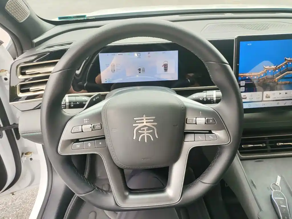BYD Qin L — фото 11