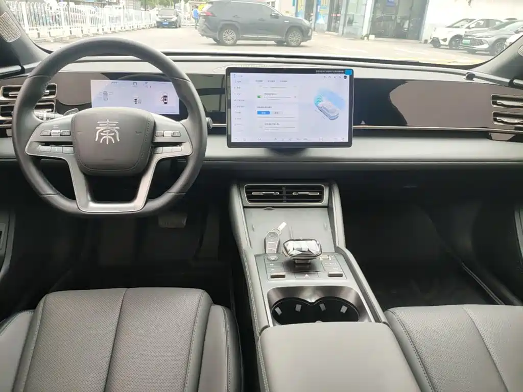 BYD Qin L — фото 10