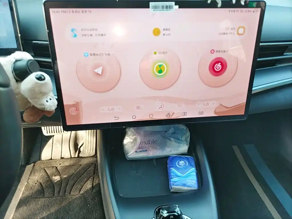 BYD Seal — фото 13