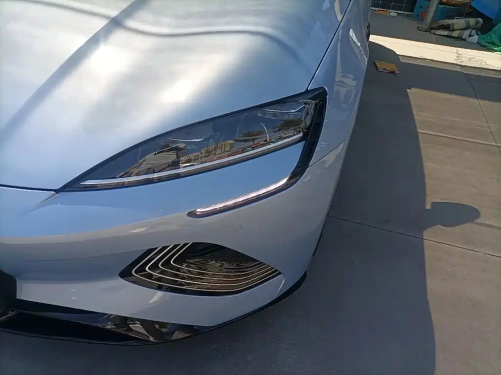 BYD Seal — фото 24