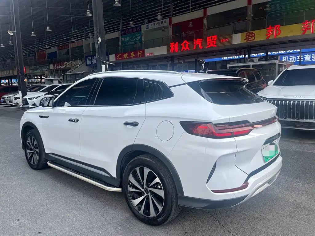 BYD PLUS New Energy — фото 7