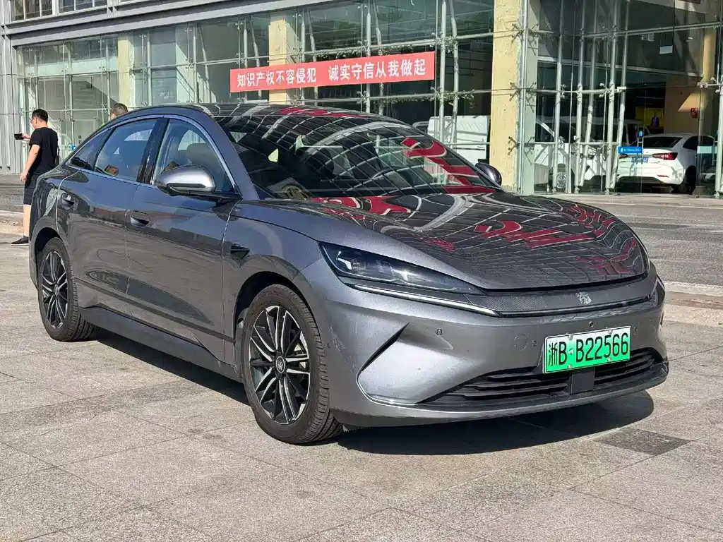 BYD Qin L — фото 8