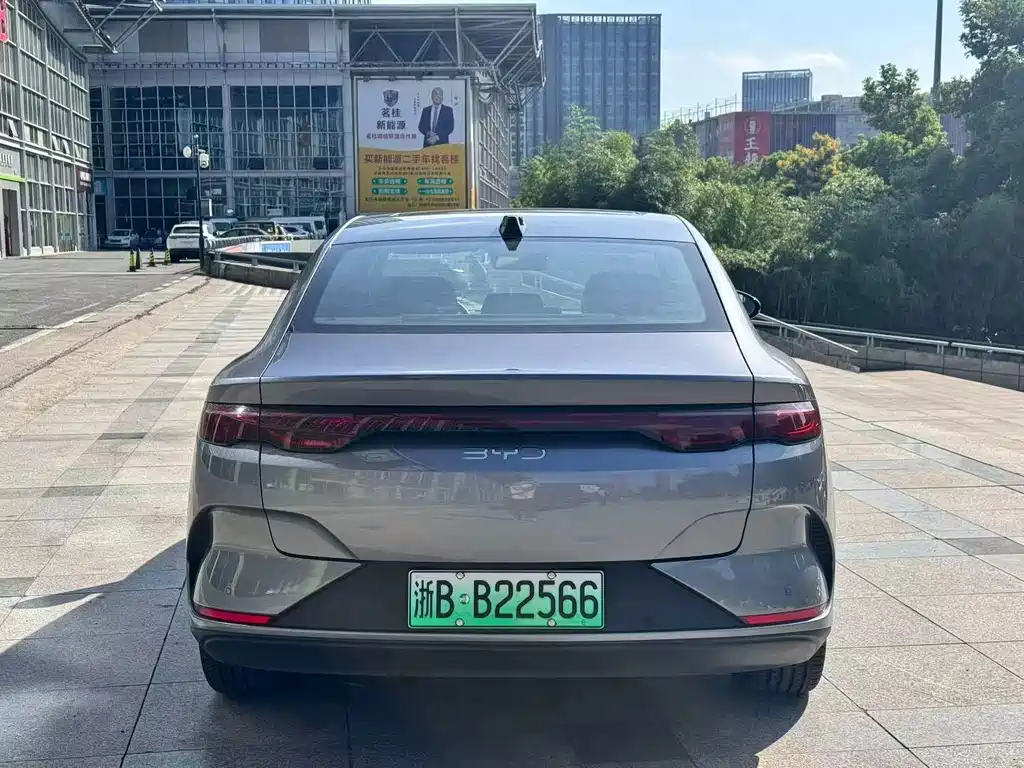 BYD Qin L — фото 10