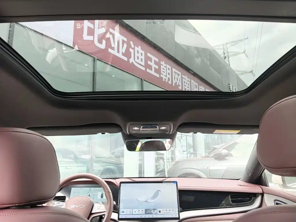 BYD Seal 07 DM-i — фото 18