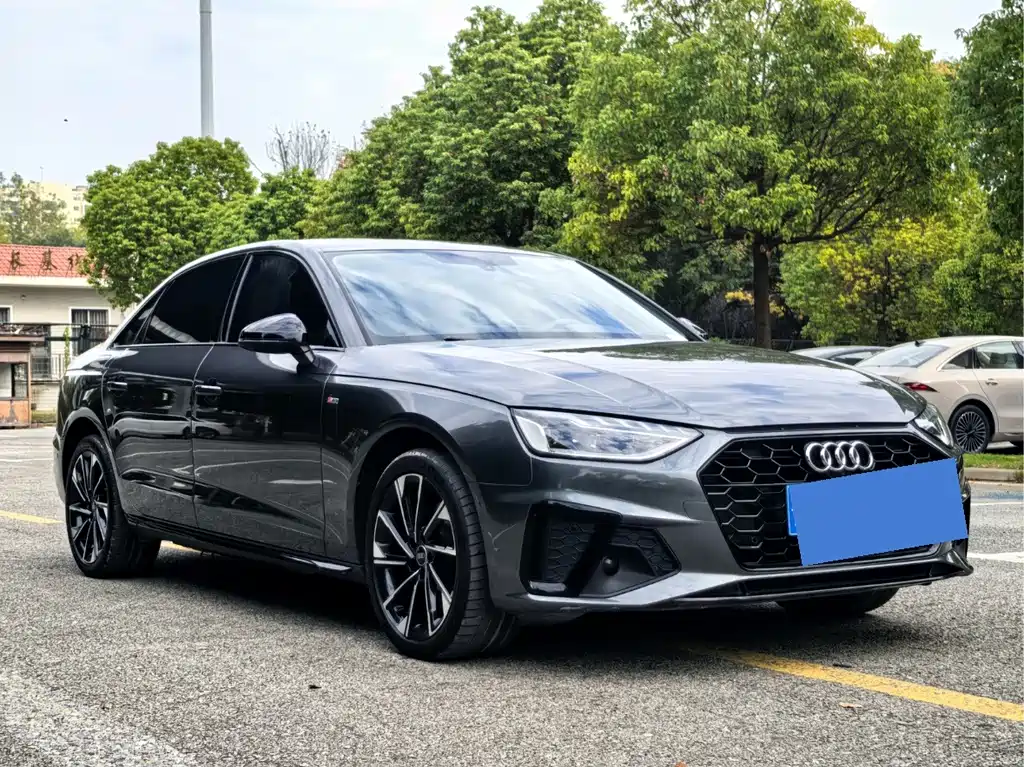 Audi A4L — фото 3
