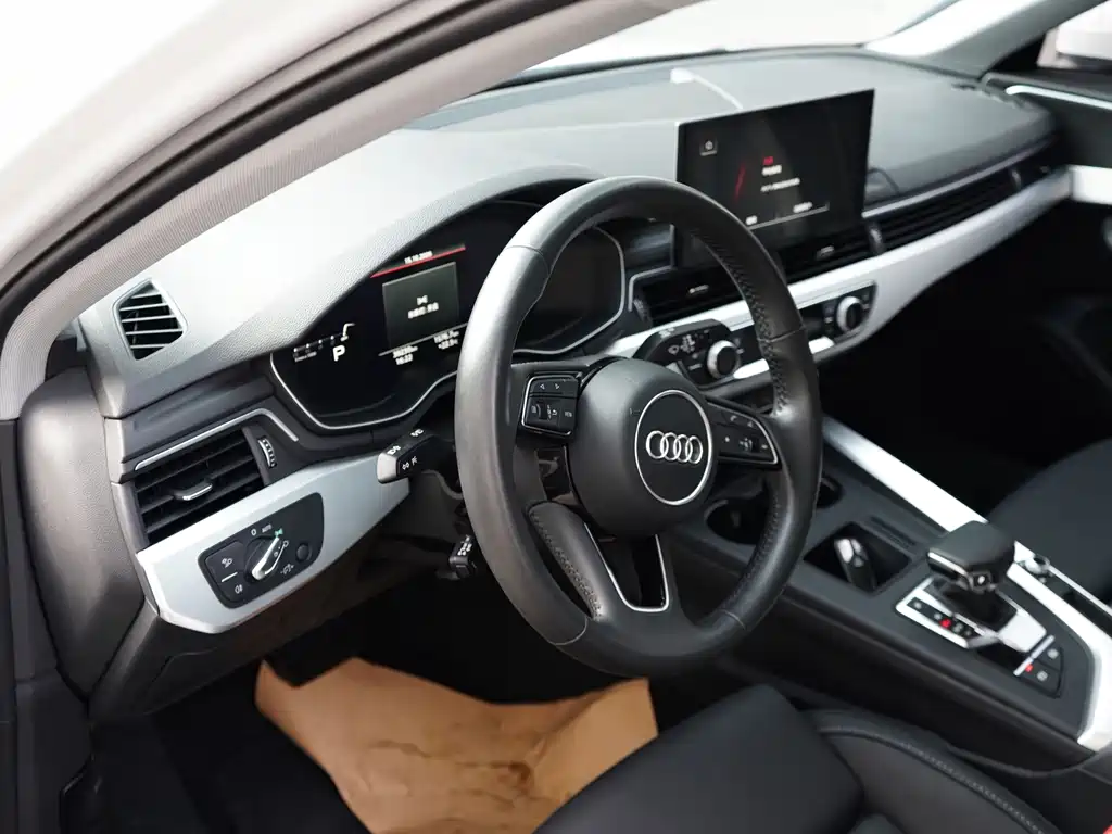 Audi A4L — фото 17