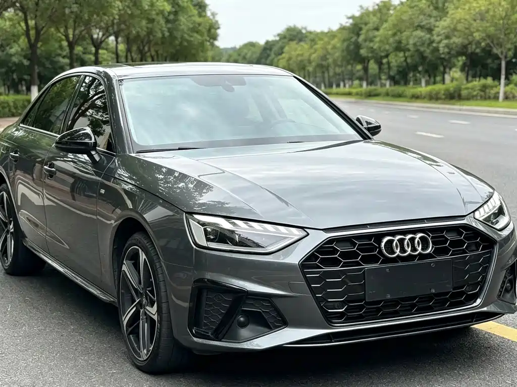 Audi A4L — фото 3