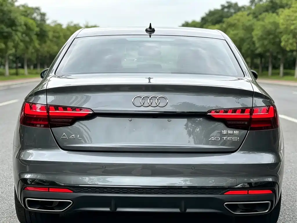 Audi A4L — фото 6