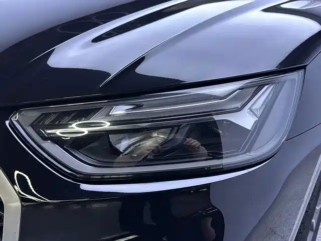 Audi Q5L Sportback — фото 13