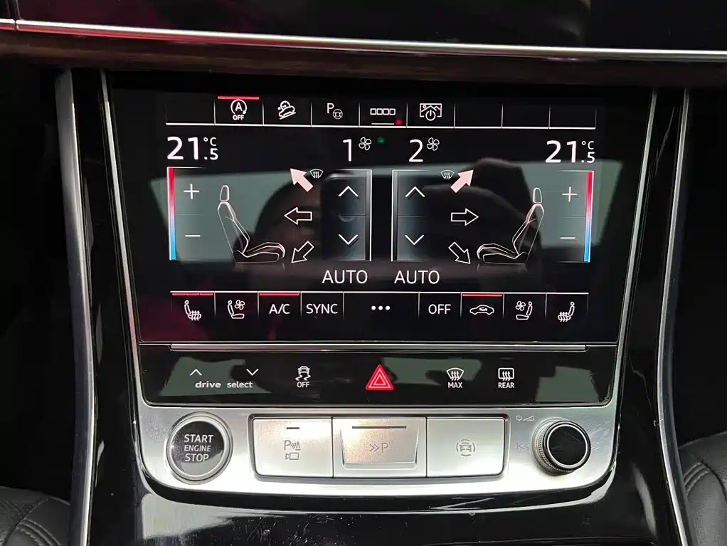 Audi Q7 — фото 11