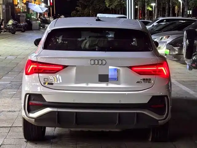 Audi Q3 Sportback — фото 9
