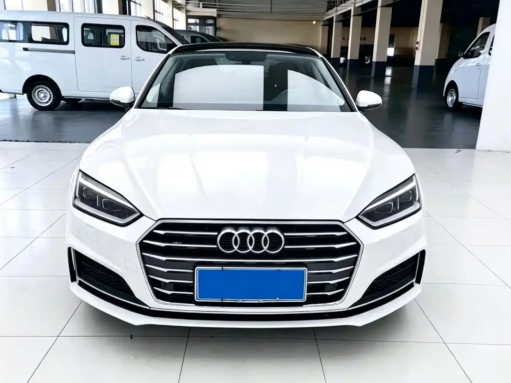 Audi A5 (Import) — фото 2