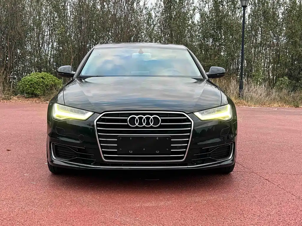 Audi A6L — фото 2