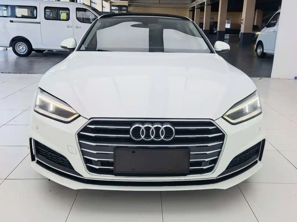 Audi A5 (Import) — фото 2