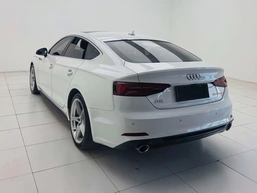 Audi A5 (Import) — фото 7