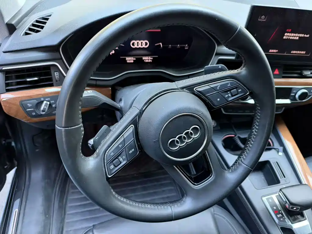 Audi A4L — фото 6