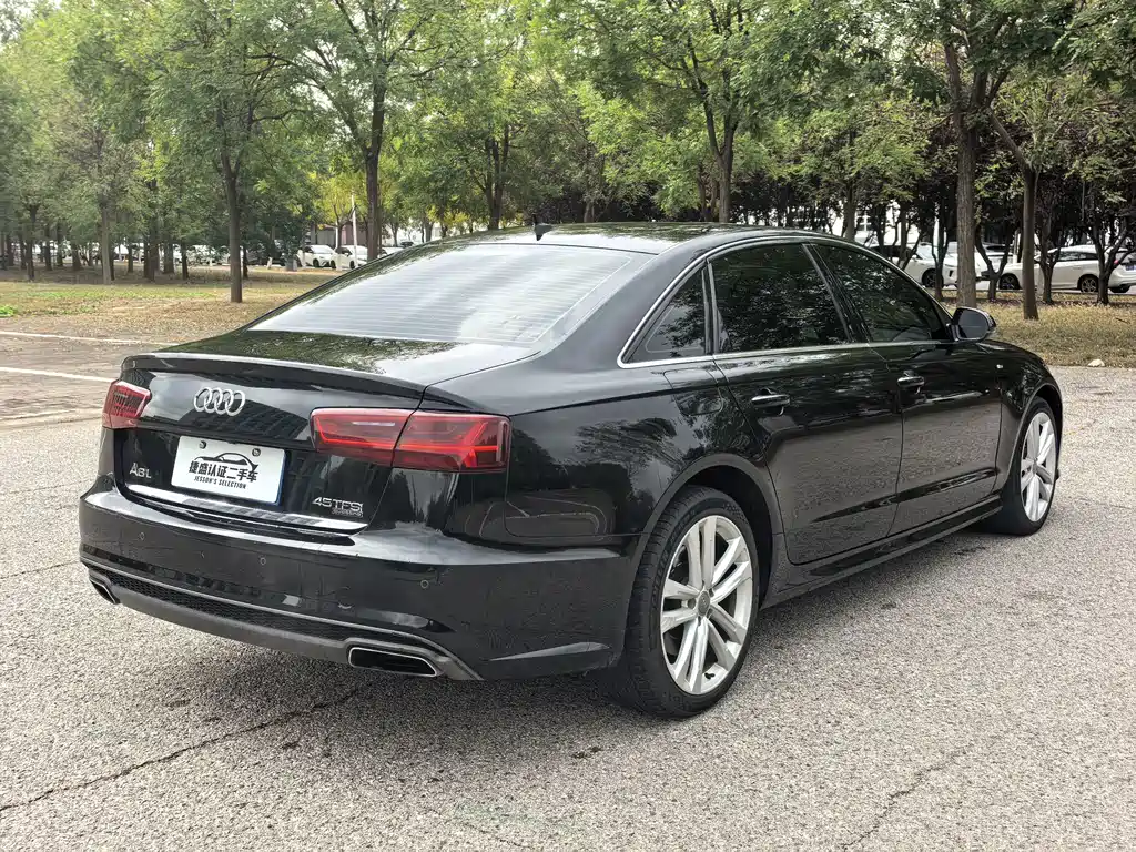 Audi A6L — фото 6