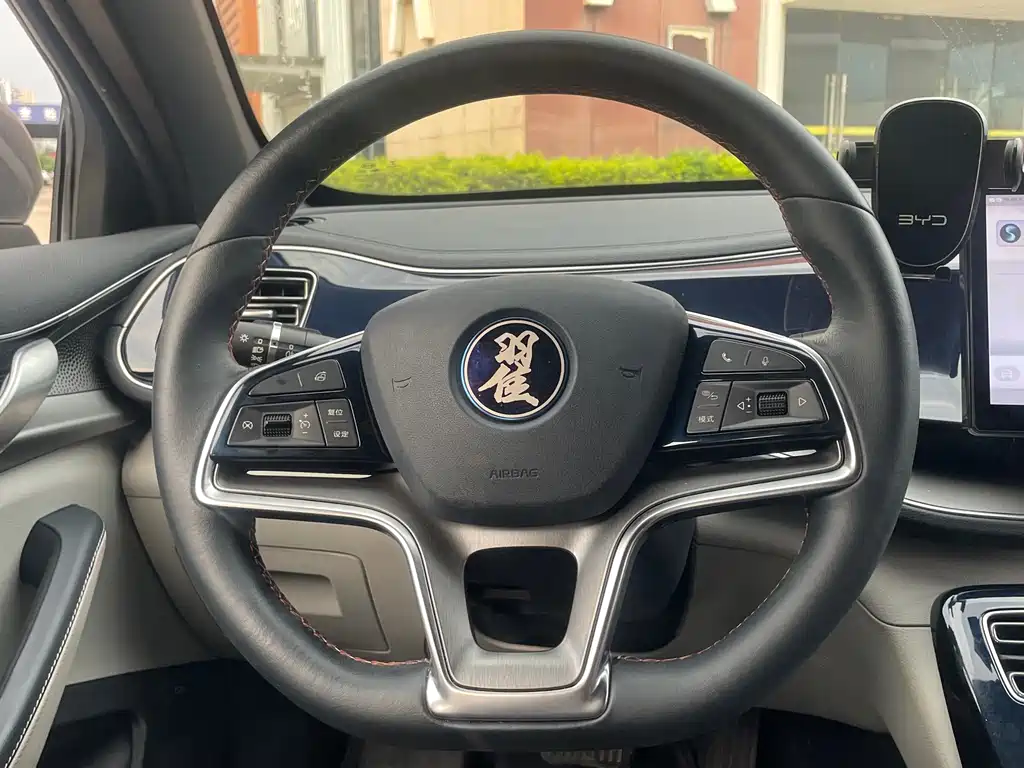 BYD Qin PLUS — фото 17