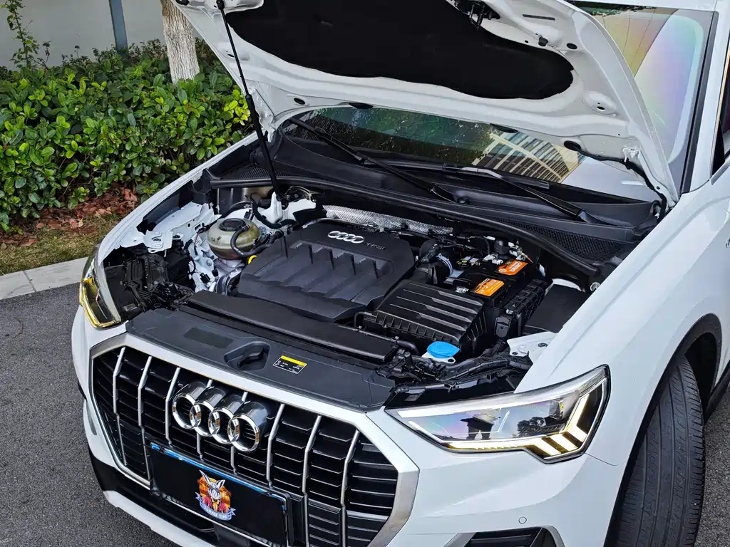 Audi Q3 — фото 15