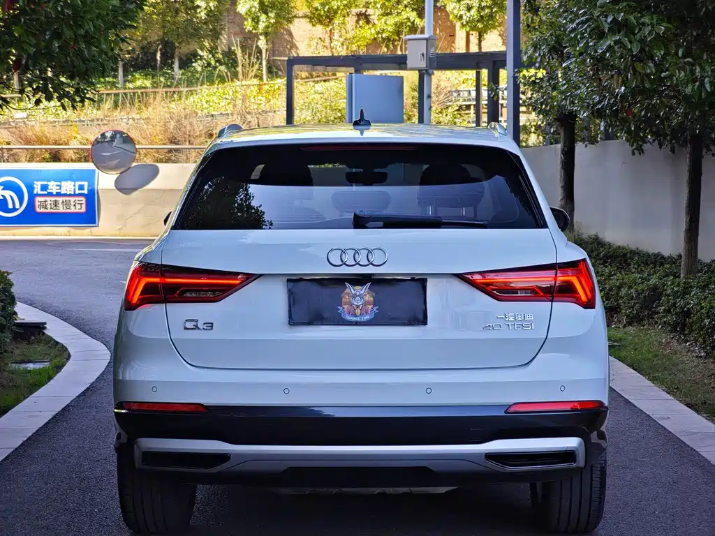 Audi Q3 — фото 5