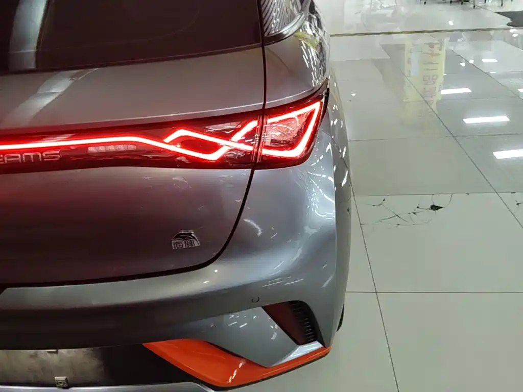 BYD Dolphin — фото 8